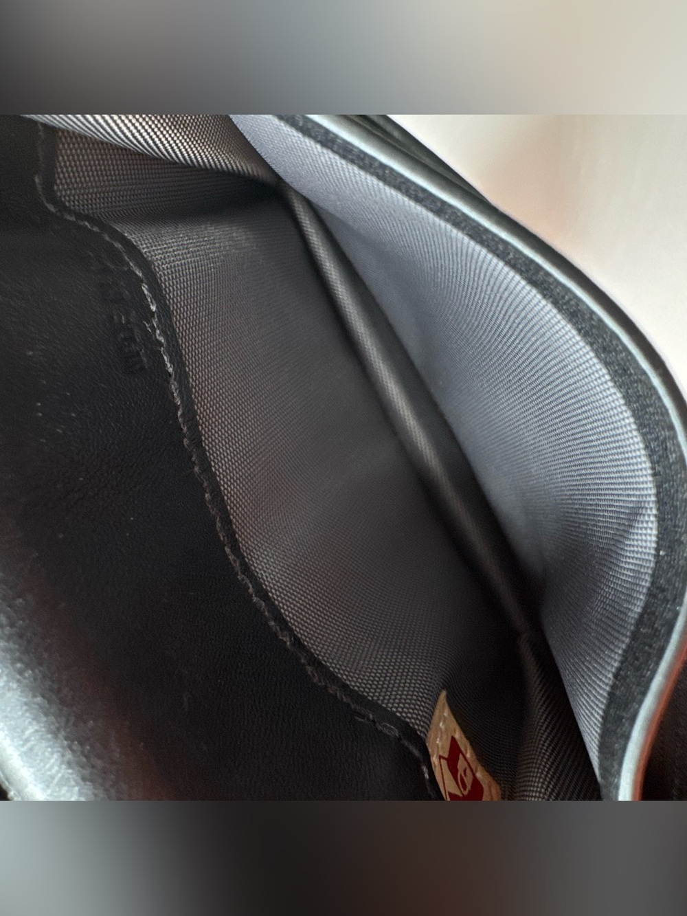 Tumi Black Textured Leather Bi-Fold Wallet - Picture 7 of 10